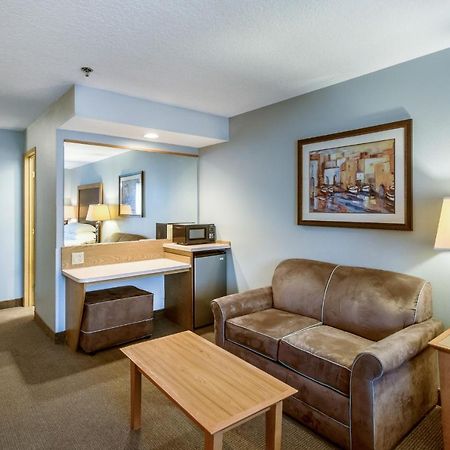 Red Lion Inn & Suites Сисайд Экстерьер фото