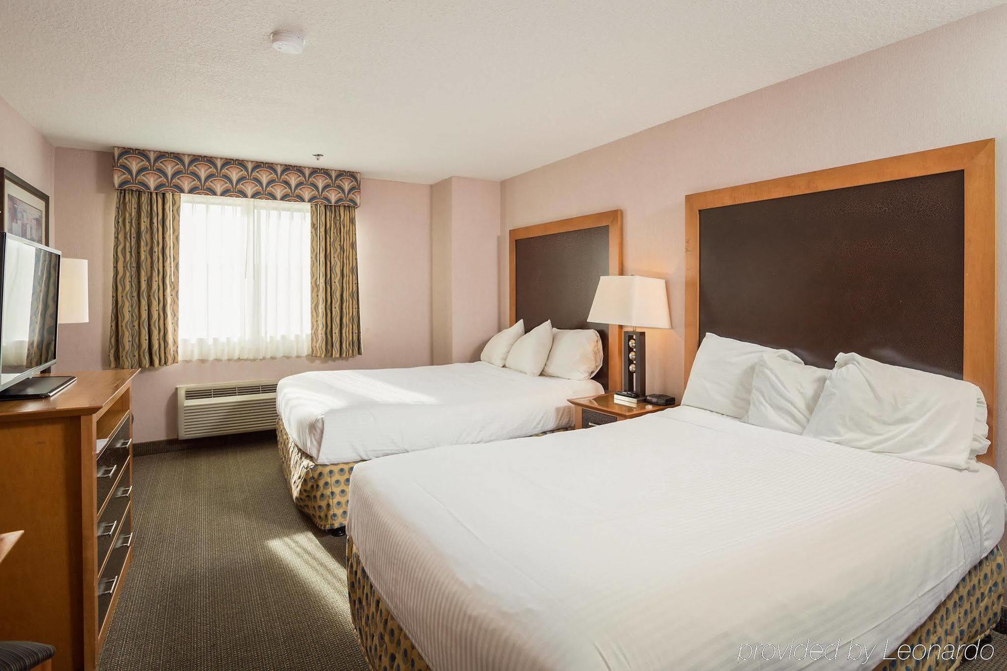Red Lion Inn & Suites Сисайд Экстерьер фото