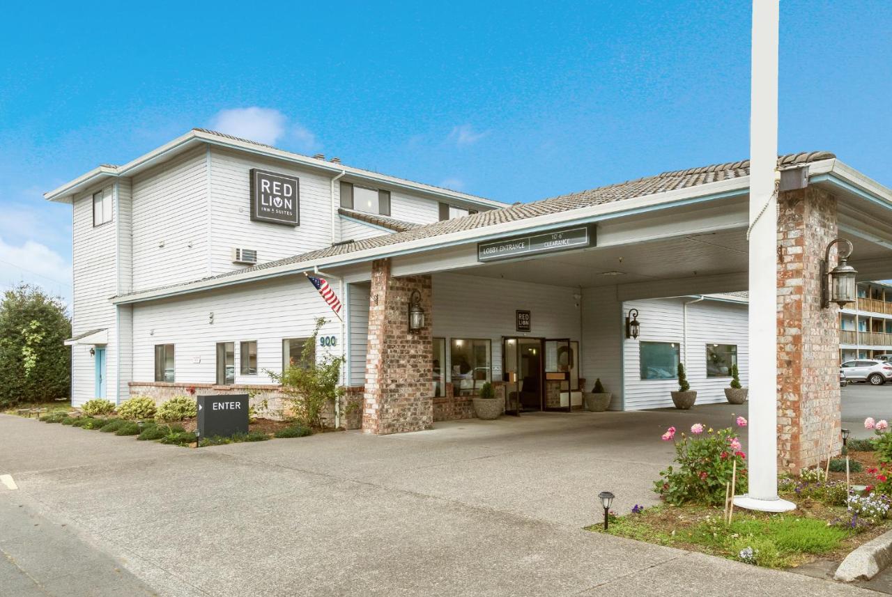 Red Lion Inn & Suites Сисайд Экстерьер фото